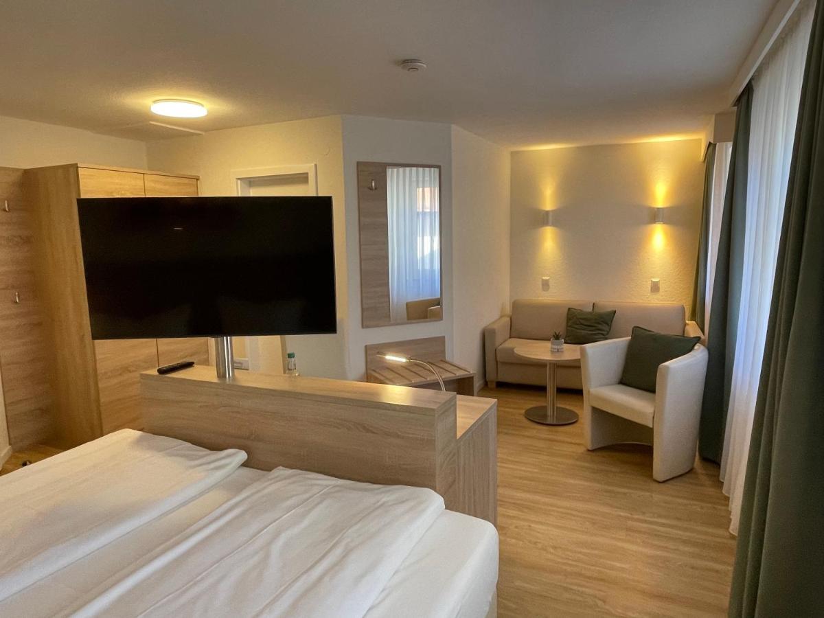 Hotel Bronnbacher Hof فيرتهايم المظهر الخارجي الصورة